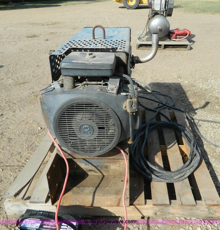 image for item BT9958 Miller Trailblazer 250G welder