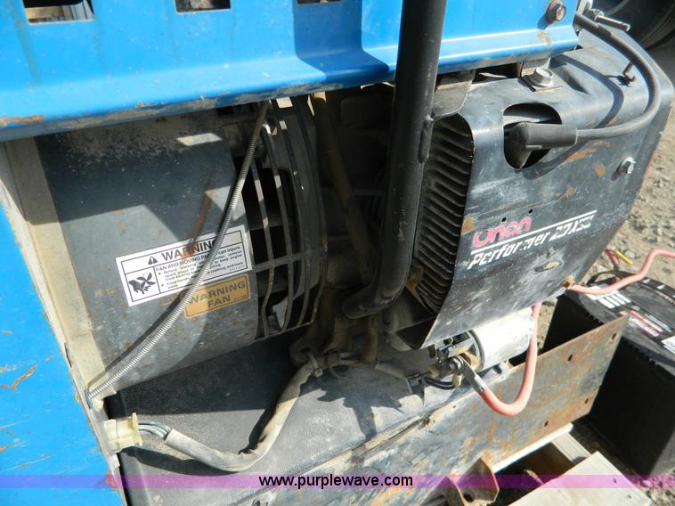 image for item BT9958 Miller Trailblazer 250G welder