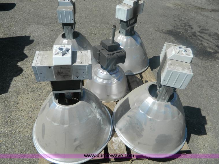 image for item BT9980 (12) Cooper lights