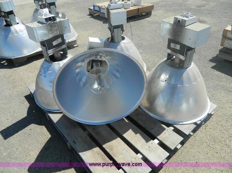 image for item BT9980 (12) Cooper lights