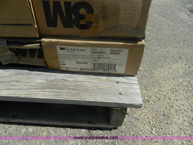 image for item BT9981 Scotch-Lane yellow 4" foil tape