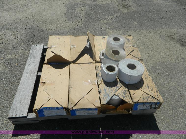 image for item BT9981 Scotch-Lane yellow 4" foil tape