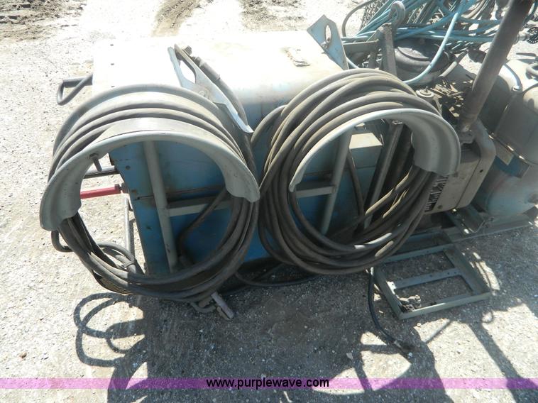 image for item BT9984 Miller 115/230 AC/DC welder