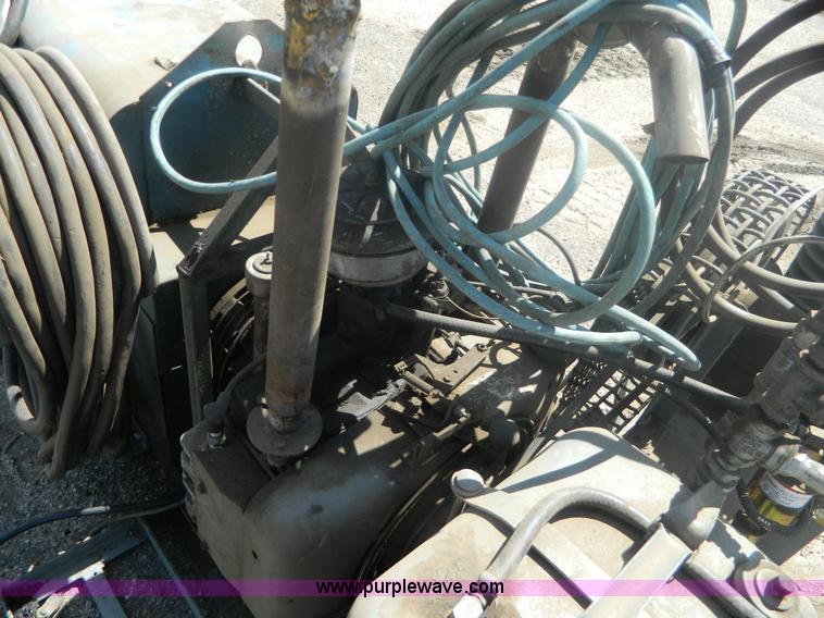 image for item BT9984 Miller 115/230 AC/DC welder