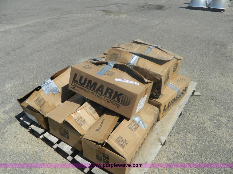 image for item BT9986 (8) Lithonia Hi-Tek lights