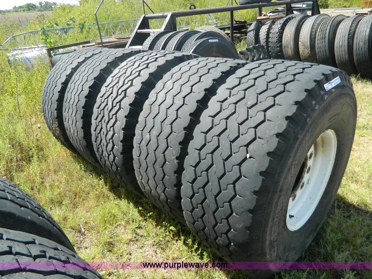 image for item BT9997 (5) 445/65R19.5 tires and wheels