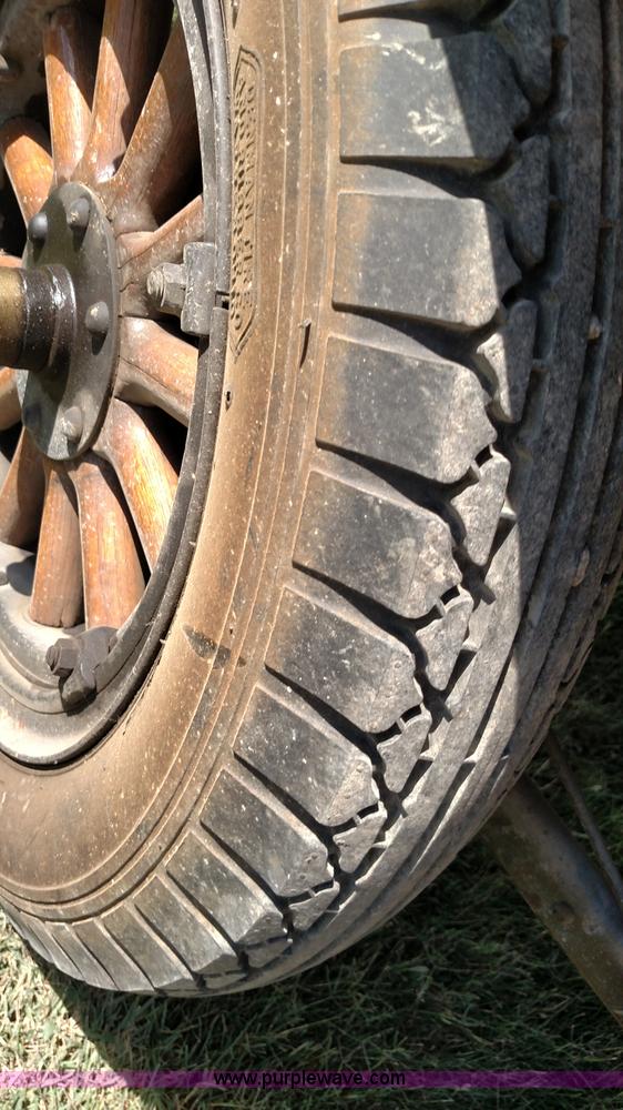 image for item D1688 1919 Ford Model T pickup truck