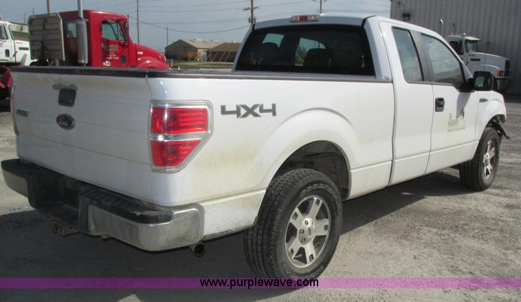 image for item H1147 2010 Ford F150 XL SuperCab pickup truck