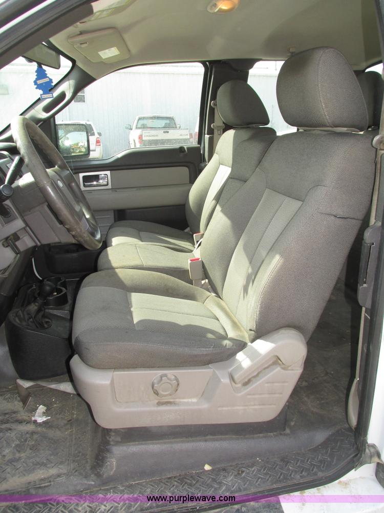 image for item H1147 2010 Ford F150 XL SuperCab pickup truck