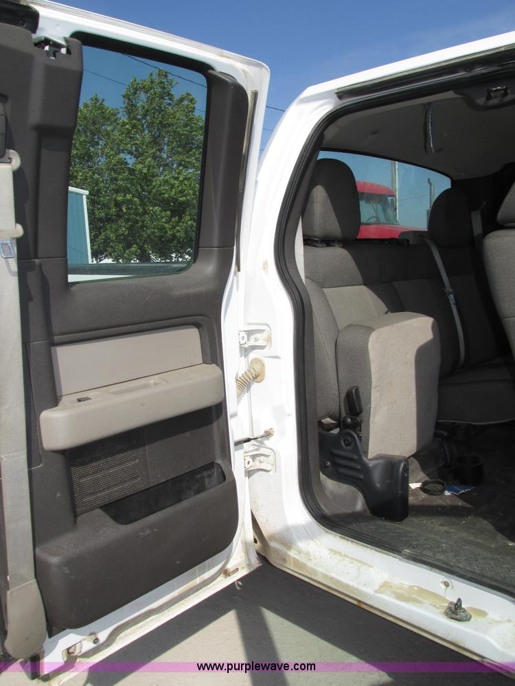 image for item H1147 2010 Ford F150 XL SuperCab pickup truck