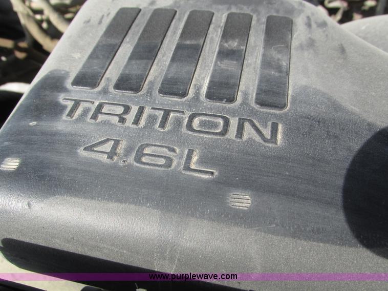 image for item H1147 2010 Ford F150 XL SuperCab pickup truck