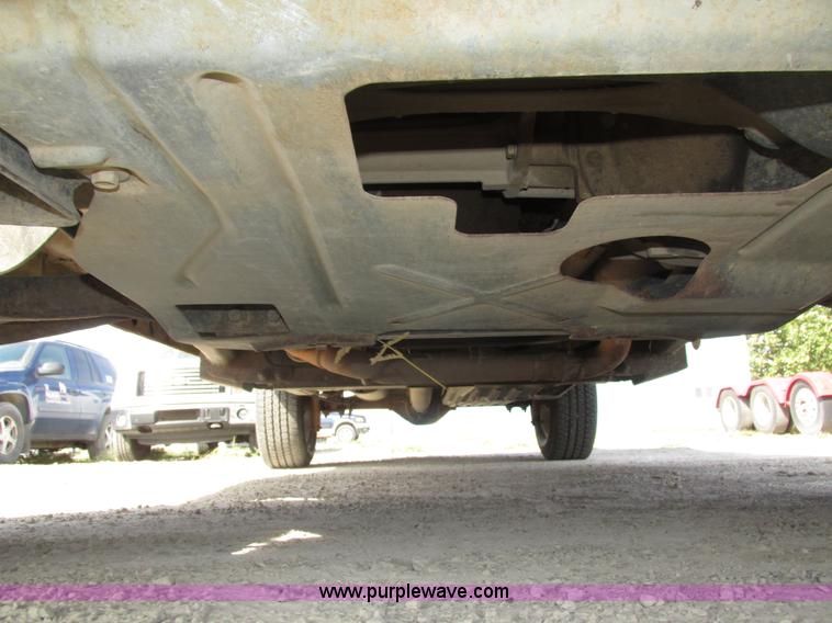 image for item H1147 2010 Ford F150 XL SuperCab pickup truck