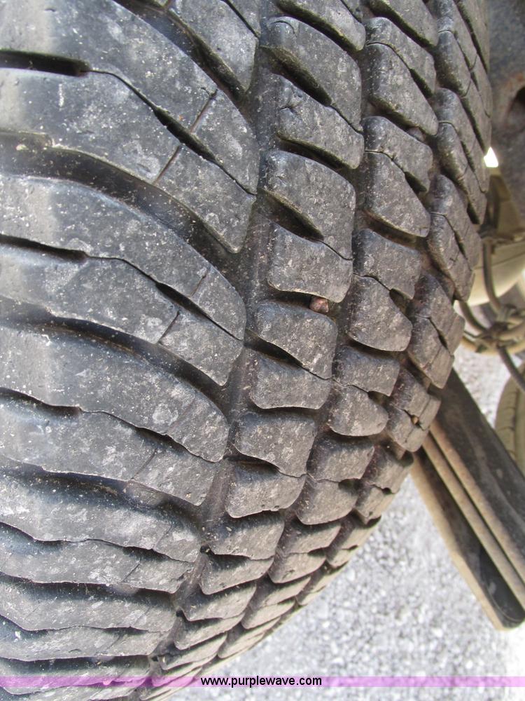 image for item H1147 2010 Ford F150 XL SuperCab pickup truck