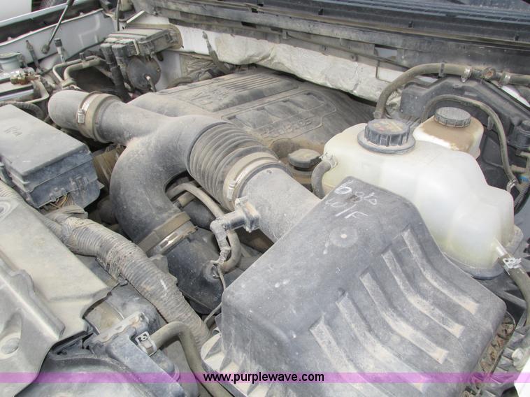 image for item H1148 2011 Ford F150 XLT SuperCrew pickup truck