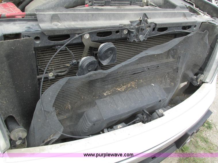 image for item H1148 2011 Ford F150 XLT SuperCrew pickup truck