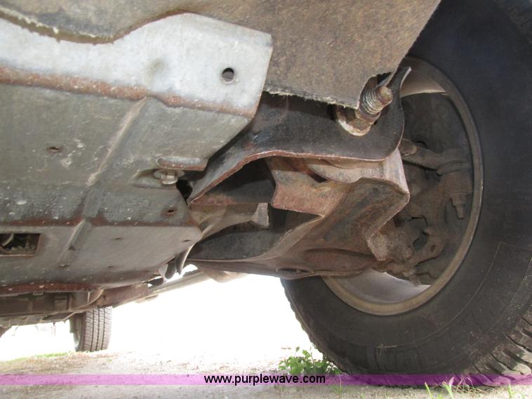 image for item H1148 2011 Ford F150 XLT SuperCrew pickup truck