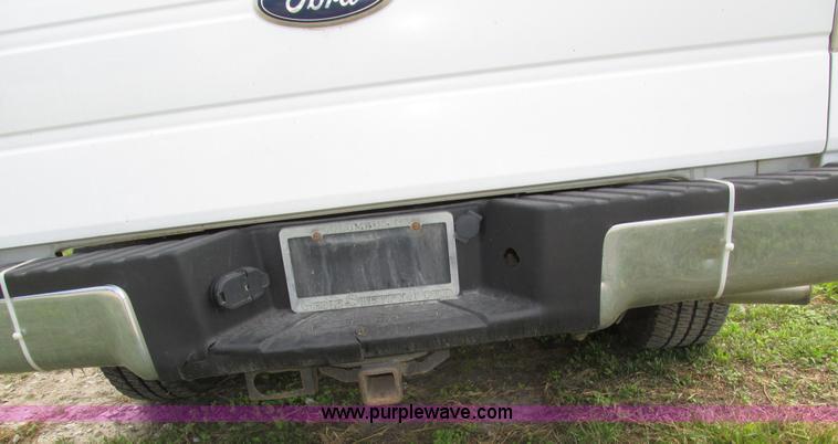 image for item H1148 2011 Ford F150 XLT SuperCrew pickup truck