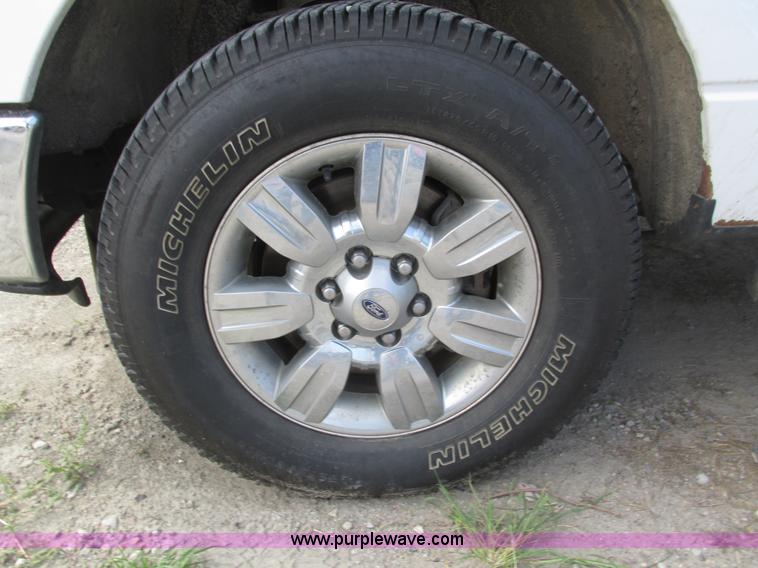 image for item H1148 2011 Ford F150 XLT SuperCrew pickup truck