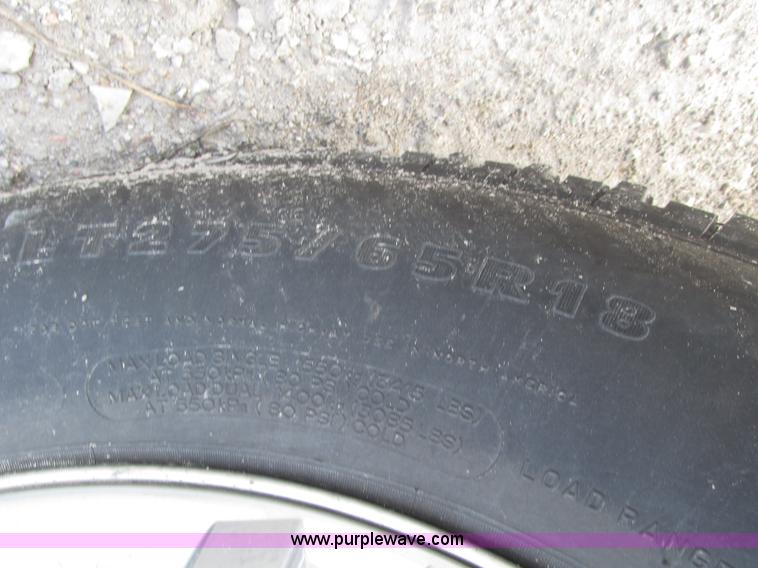 image for item H1148 2011 Ford F150 XLT SuperCrew pickup truck