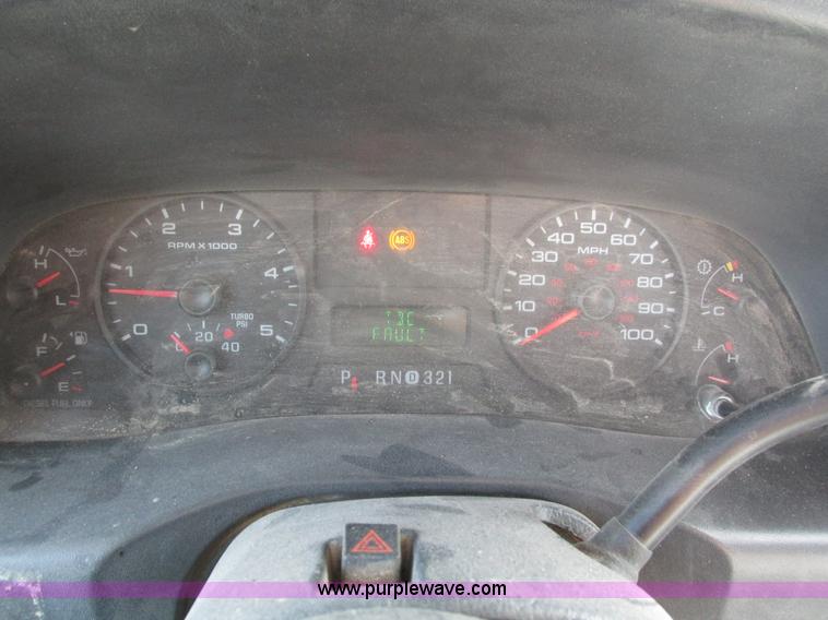 image for item H1150 2005 Ford F350 Super Duty XL SuperCab pickup truck