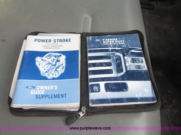 image for item H1150 2005 Ford F350 Super Duty XL SuperCab pickup truck