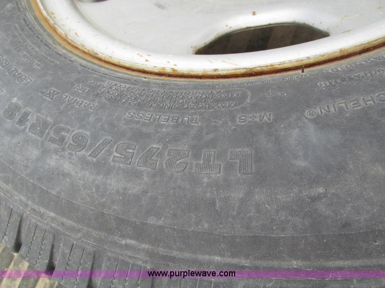 image for item H1150 2005 Ford F350 Super Duty XL SuperCab pickup truck