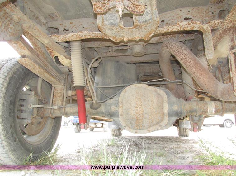 image for item H1150 2005 Ford F350 Super Duty XL SuperCab pickup truck