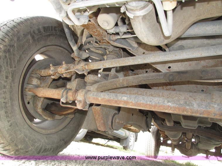 image for item H1150 2005 Ford F350 Super Duty XL SuperCab pickup truck