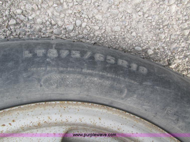 image for item H1150 2005 Ford F350 Super Duty XL SuperCab pickup truck