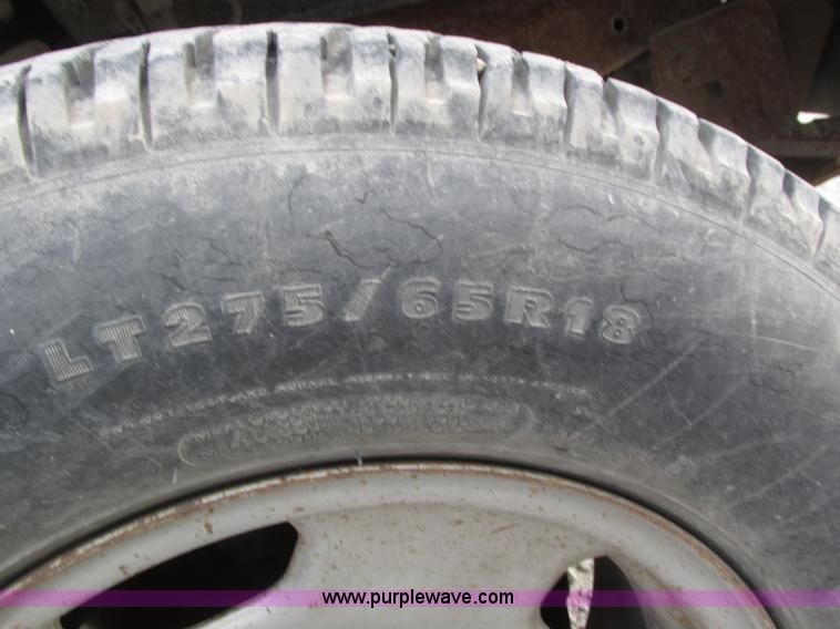 image for item H1150 2005 Ford F350 Super Duty XL SuperCab pickup truck