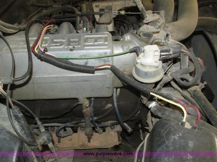 image for item H4531 1990 Ford F350 Custom Crew Cab pickup truck