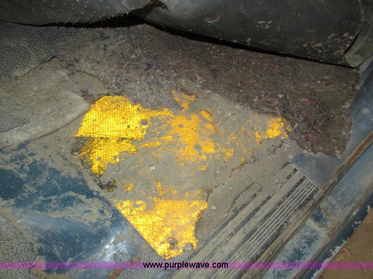 image for item H4531 1990 Ford F350 Custom Crew Cab pickup truck