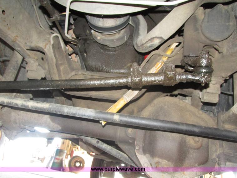 image for item H4531 1990 Ford F350 Custom Crew Cab pickup truck