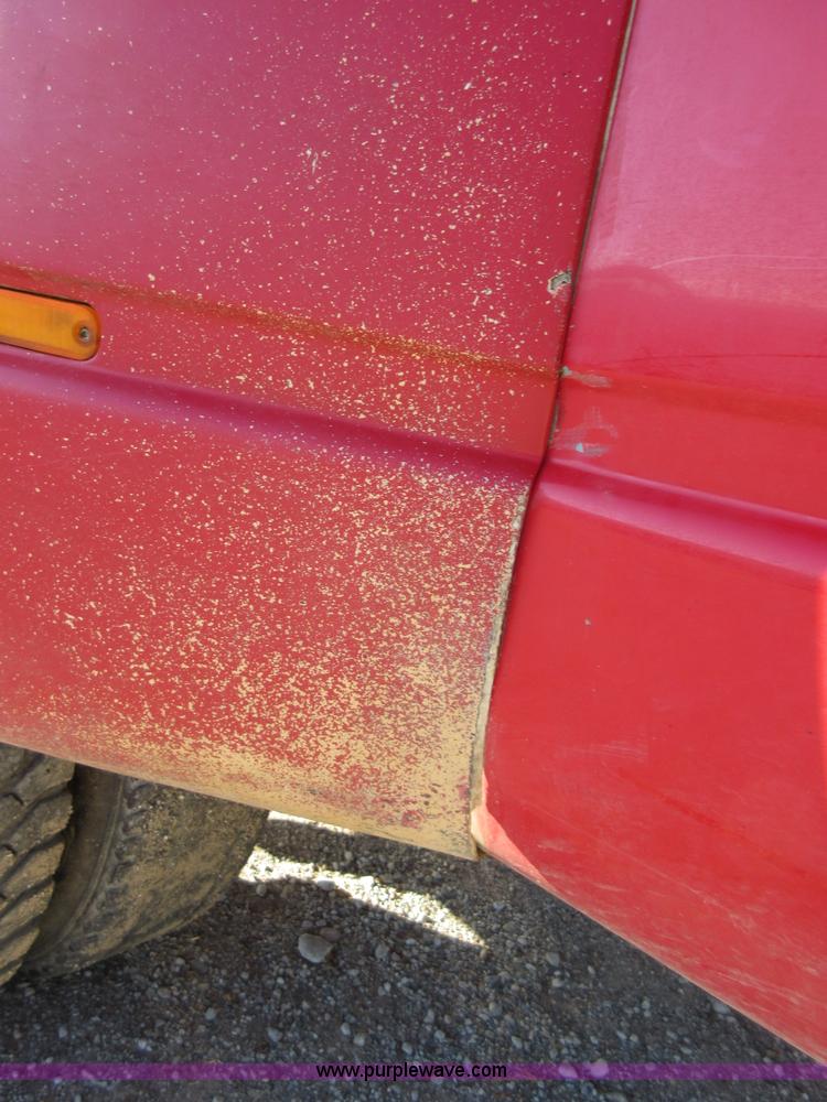 image for item I1946 1995 Chevrolet 3500 Ext. Cab pickup truck