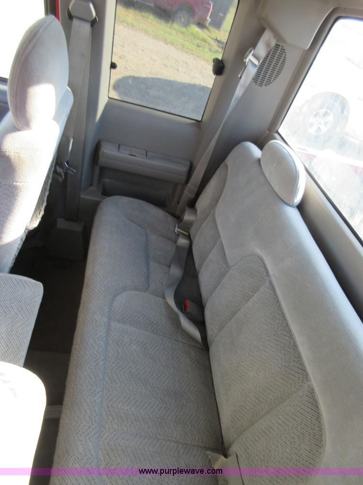 image for item I1946 1995 Chevrolet 3500 Ext. Cab pickup truck