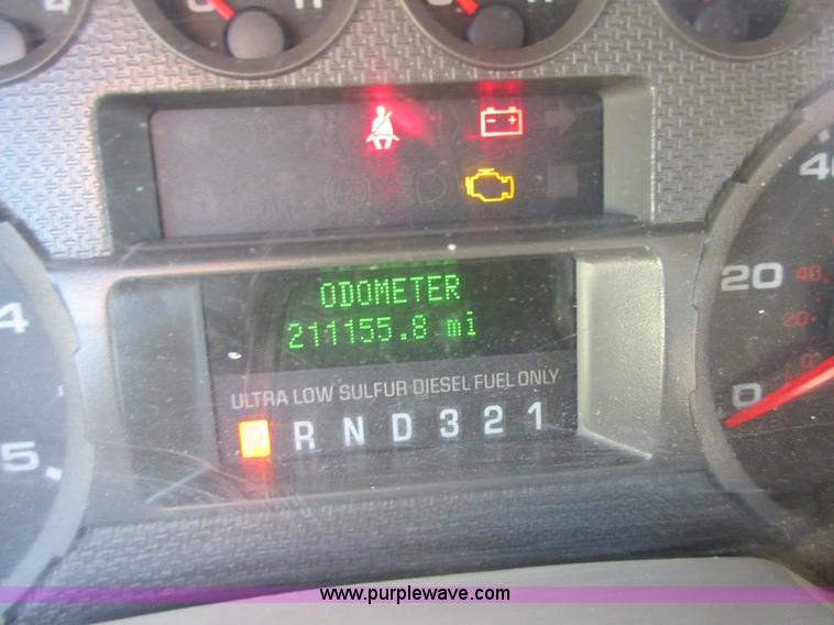 image for item I1947 2010 Ford F450 Super Duty XLT Crew Cab flatbed truck