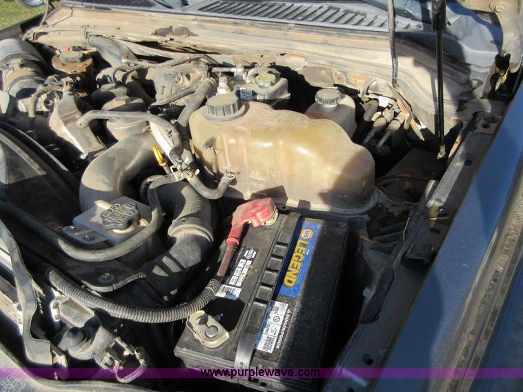 image for item I1947 2010 Ford F450 Super Duty XLT Crew Cab flatbed truck