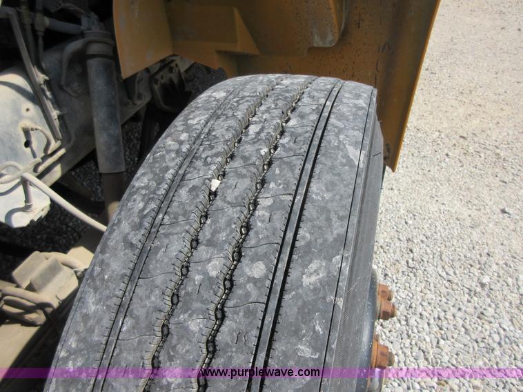 image for item I1967 1999 International 3800 school bus