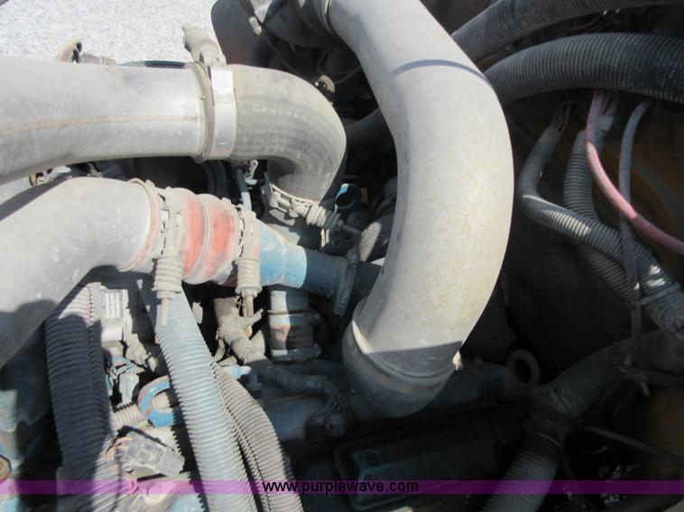 image for item I1967 1999 International 3800 school bus