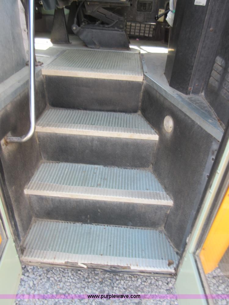 image for item I1967 1999 International 3800 school bus