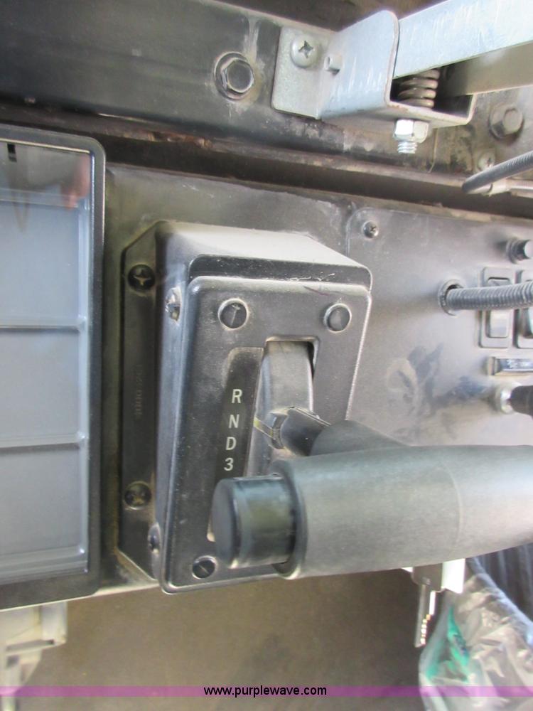 image for item I1967 1999 International 3800 school bus