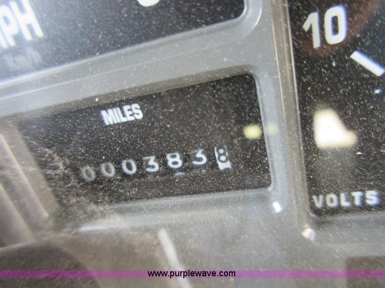 image for item I1967 1999 International 3800 school bus