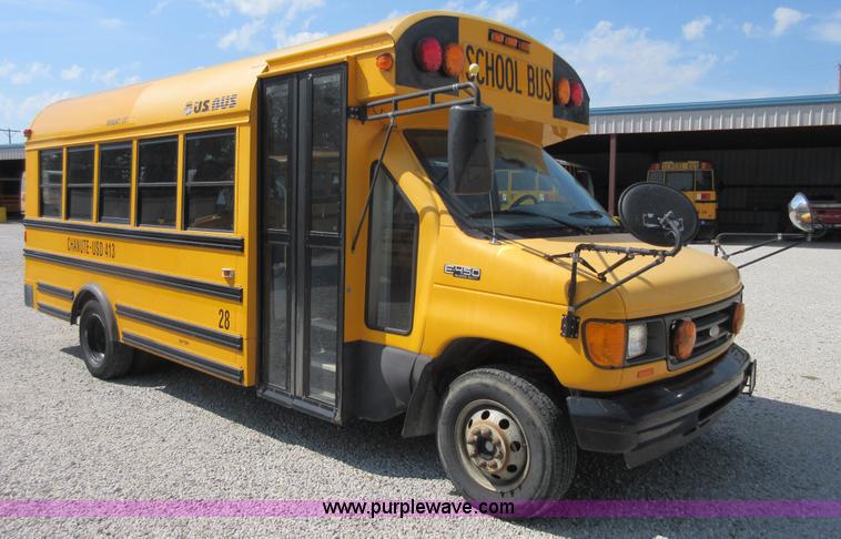 image for item I1968 2005 Ford E450 Super Duty school bus