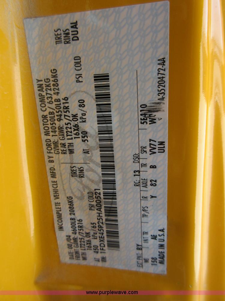 image for item I1968 2005 Ford E450 Super Duty school bus