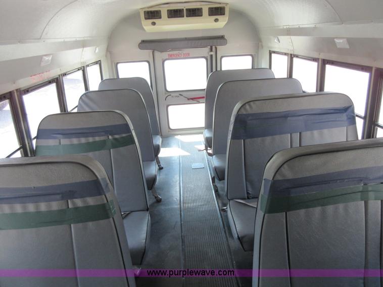 image for item I1968 2005 Ford E450 Super Duty school bus