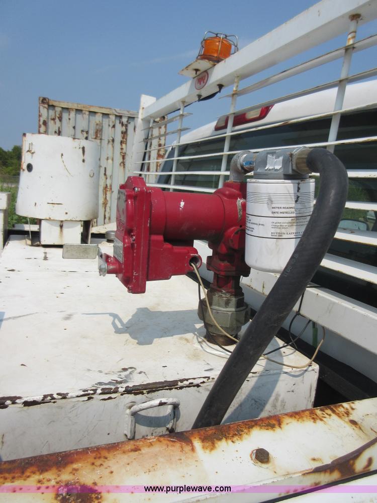 image for item I1991 2005 Chevrolet Silverado 2500HD Ext. Cab pickup truck