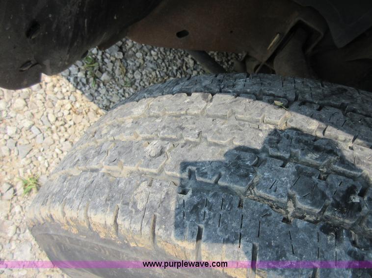 image for item I1991 2005 Chevrolet Silverado 2500HD Ext. Cab pickup truck