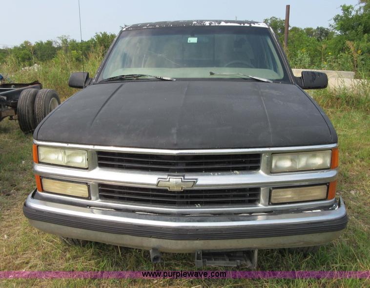 image for item I1994 1997 Chevrolet 1500 Ext. Cab pickup truck