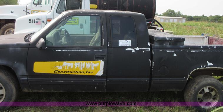 image for item I1994 1997 Chevrolet 1500 Ext. Cab pickup truck