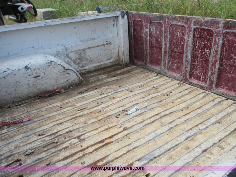 image for item I1994 1997 Chevrolet 1500 Ext. Cab pickup truck